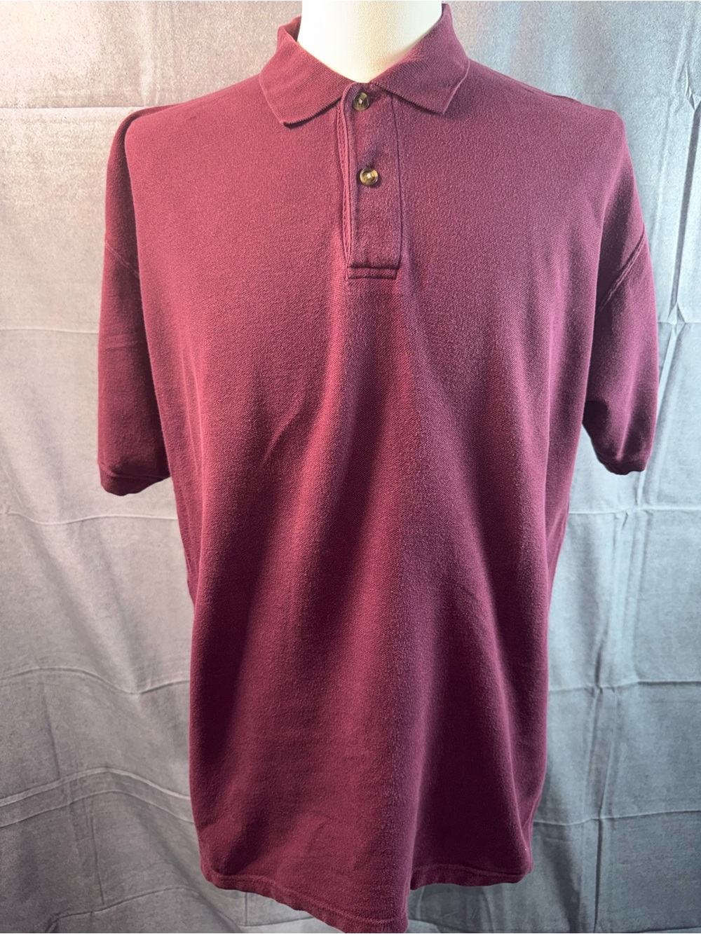 1544-Vintage Authentic Classic Men Maroon Short-Sleeve Polo w/Two-Button Placket